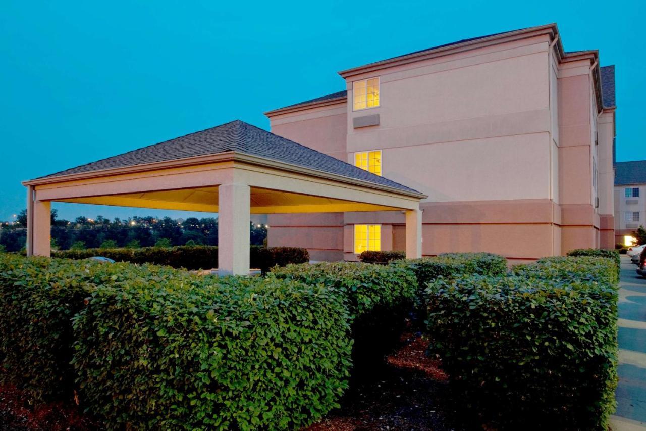 Sonesta Simply Suites Pittsburgh Airport Imperial Exterior photo